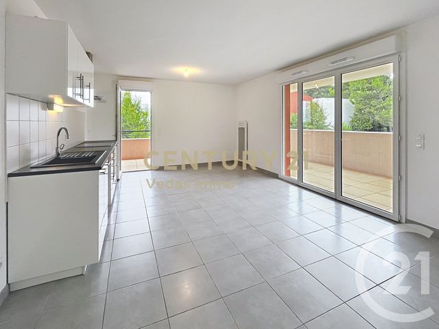 Appartement F3 à louer - 3 pièces - 62.25 m2 - GRABELS - 34 - LANGUEDOC-ROUSSILLON - Century 21 Védas Immo