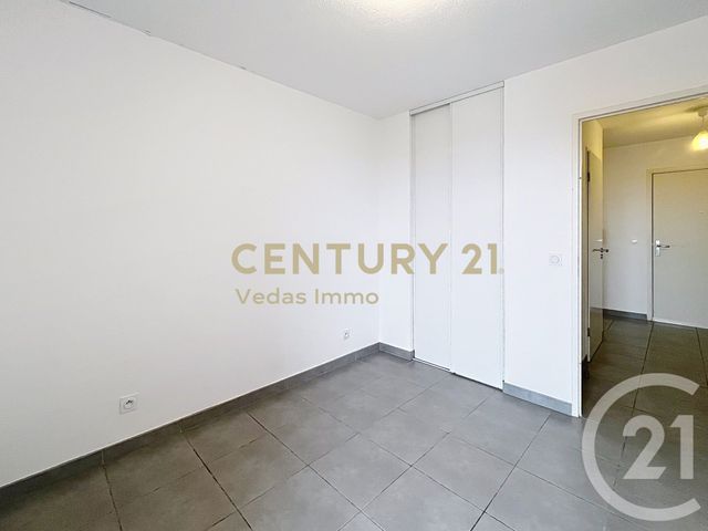 Appartement F3 à louer - 3 pièces - 62.25 m2 - GRABELS - 34 - LANGUEDOC-ROUSSILLON - Century 21 Védas Immo