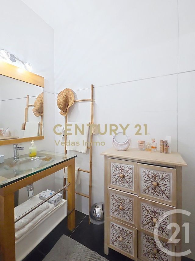 maison à vendre - 5 pièces - 131.02 m2 - ST JEAN DE VEDAS - 34 - LANGUEDOC-ROUSSILLON - Century 21 Védas Immo