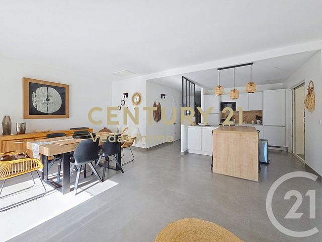 maison à vendre - 5 pièces - 131.02 m2 - ST JEAN DE VEDAS - 34 - LANGUEDOC-ROUSSILLON - Century 21 Védas Immo