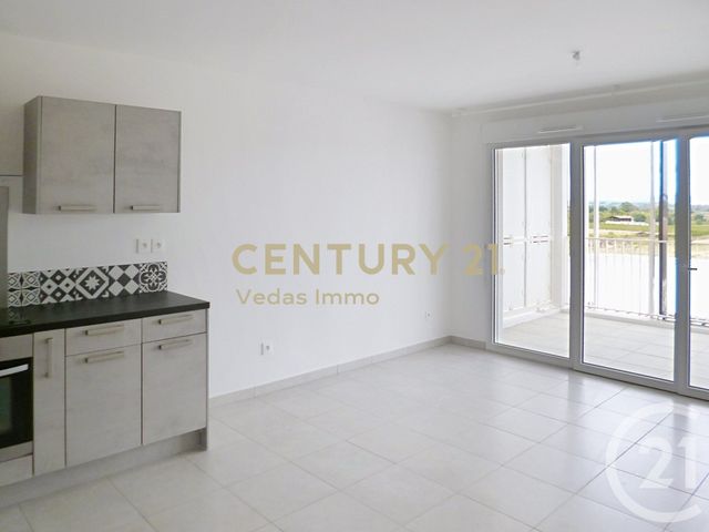 Appartement F3 à louer - 3 pièces - 56.6 m2 - FABREGUES - 34 - LANGUEDOC-ROUSSILLON - Century 21 Védas Immo